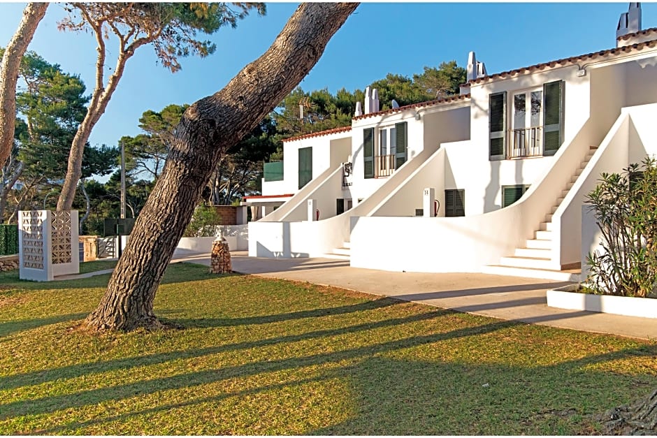 Cala Blanca Apartamentos