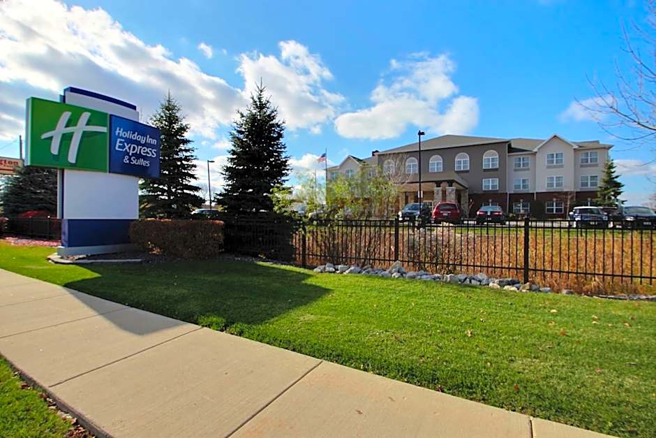 Holiday Inn Express Hotel & Suites Milwaukee Airport By IHG