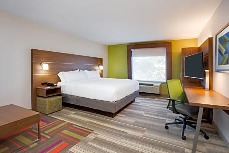 Standard King Room - Low Floor