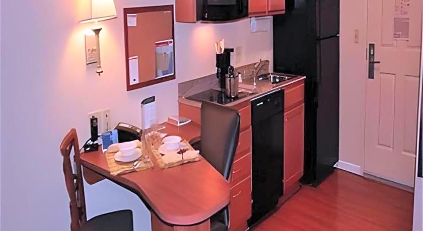 Candlewood Suites Springfield By IHG