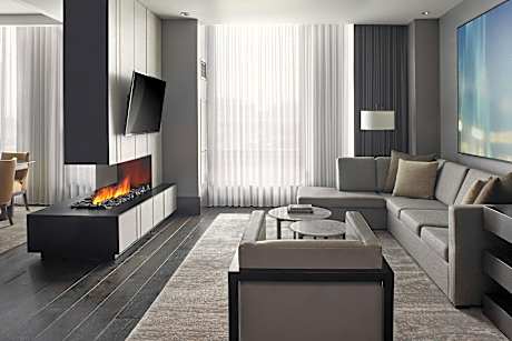 Presidential Suite, 1 King, Sofa bed, Fireplace