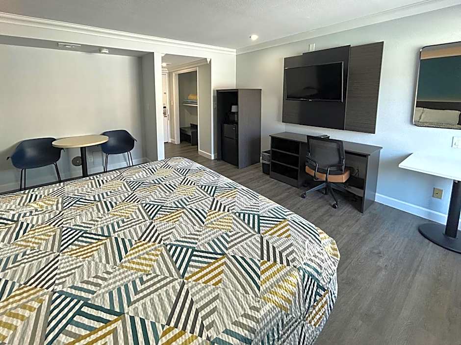 Motel 6 Buena Park, CA Anaheim Near Maingate Knotts