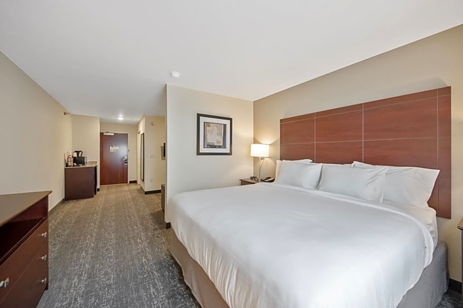 Cobblestone Hotel & Suites - Austin