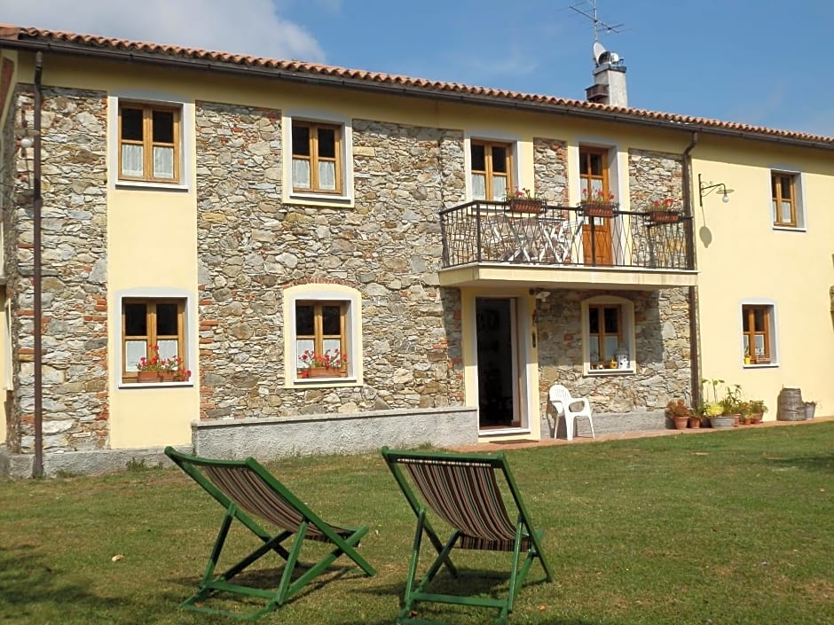 B&B Il Girasole – Fosdinovo, WI