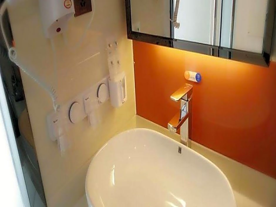 7 Days Premium Shizuishan Dawukou Branch