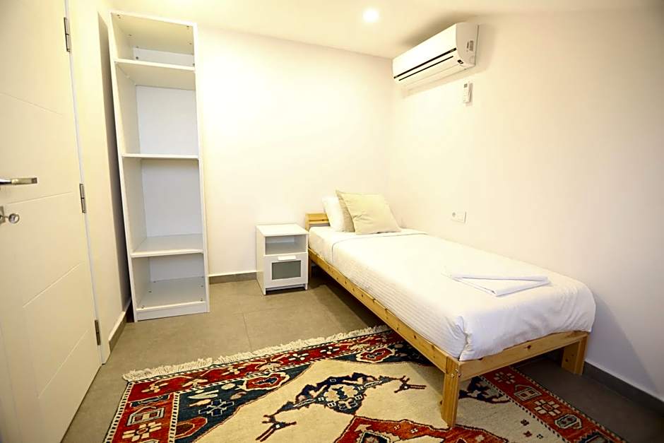 Truemar Hotels & Suites