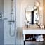 Renaissance by Marriott Aix-en-Provence Hotel