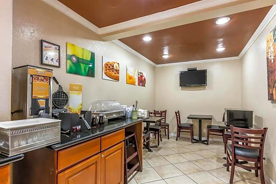 Quality Inn Salinas City Center Area