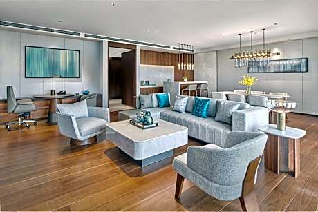 King Ambassador Suite