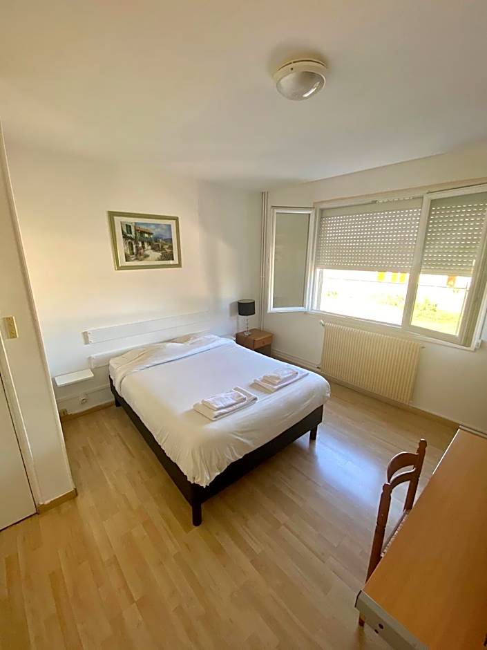 Hotel du Centre Lucé Chartres