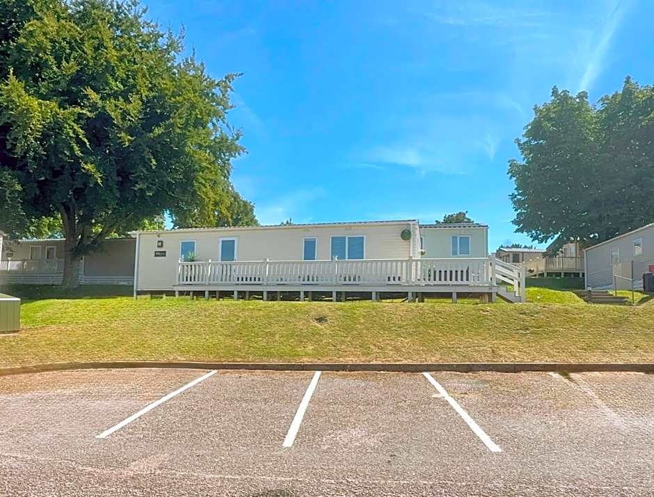 Hoburne Devon Bay Holiday Home Fresh Bright Rental - Home from home