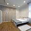 ROYAL ROOMS***