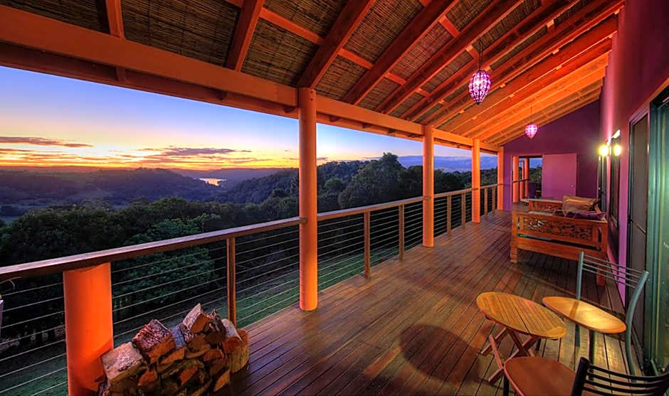 Maleny Tropical Retreat