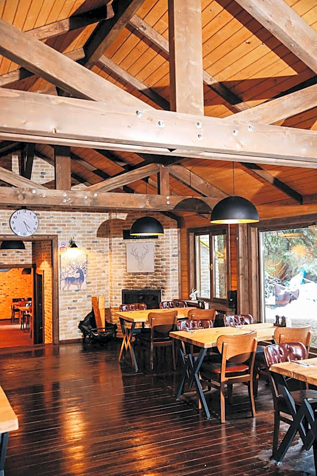 Karinna Orman Evleri