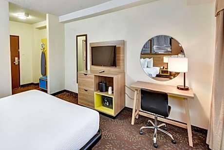 King Room - Non-Smoking