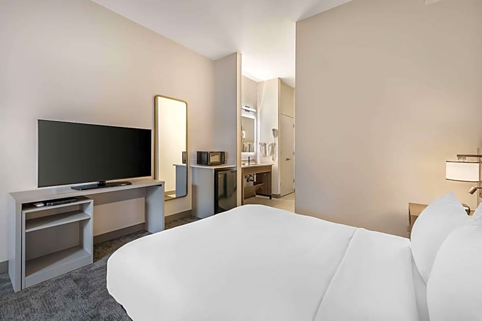 Comfort Suites Redmond Airport