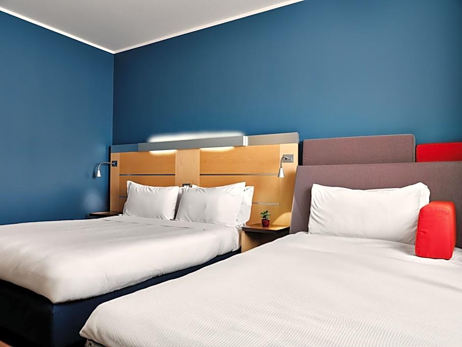 Holiday Inn Express Milan-Malpensa Airport By IHG