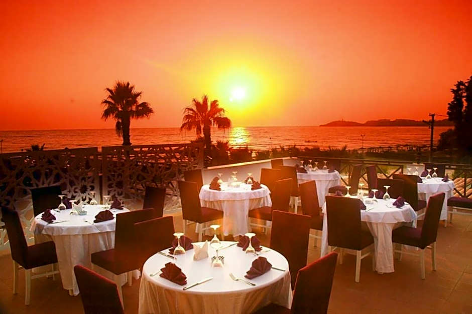 Sentinus Beach Hotel