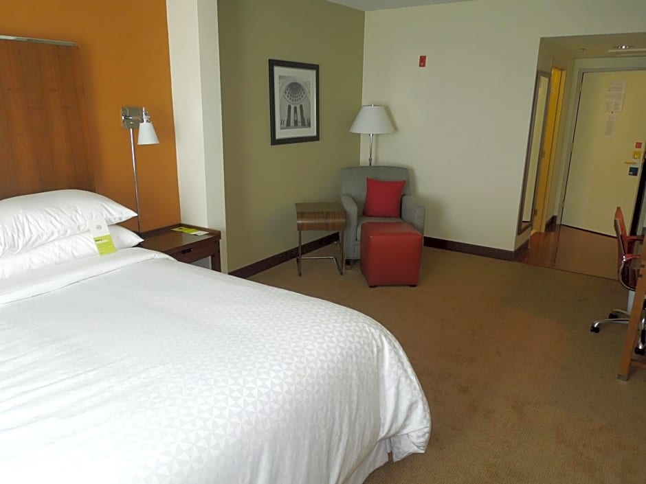 Four Points by Sheraton Columbus-Polaris