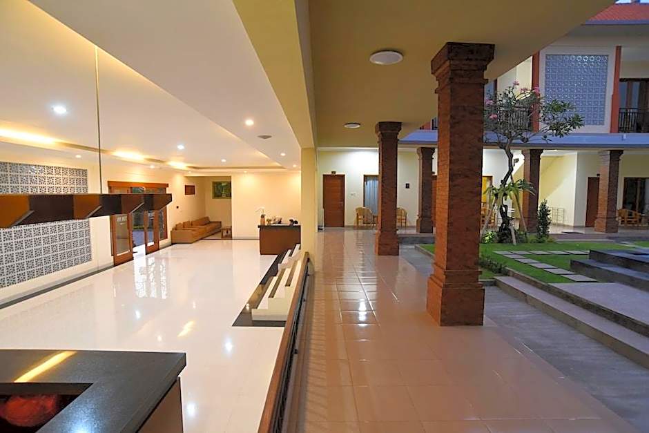 Tom's Inn Pecatu