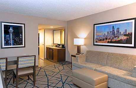 2 Room Balcony Suite-1 King Bed-Nonsmoking
