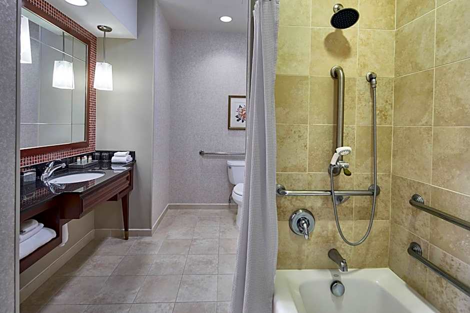 Renaissance by Marriott Montgomery Hotel & Spa at the Convention Center