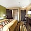 Super 8 by Wyndham Joplin