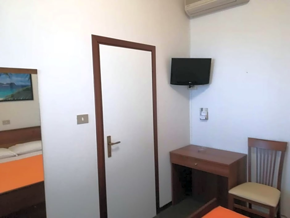 Hotel Tuscolano