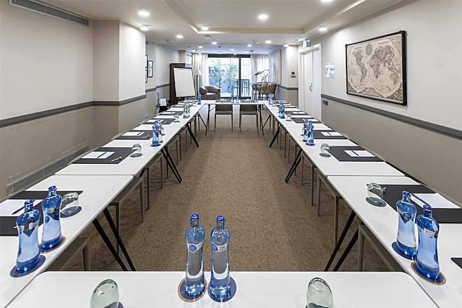 Via Sants Hotel Barcelona, Tapestry Collection by Hilton