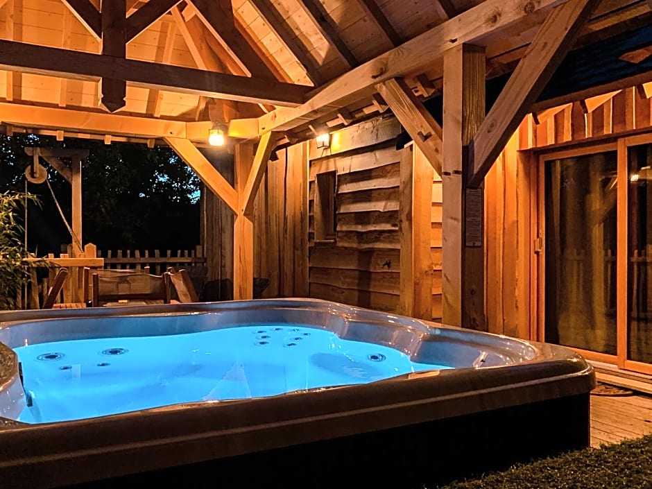 Cabane Château hôtel luxe avec spa privatif Aulteribe - Le Peydébé