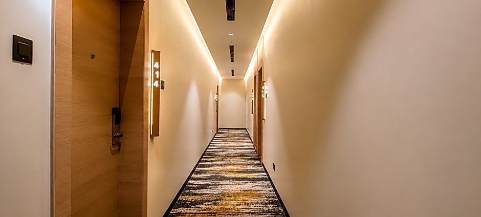 Vijaya Tej Clarks Inn, Patna