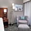 Courtyard by Marriott West Orange