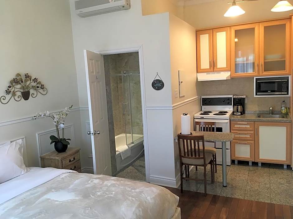 Photo 1 of 31 of Deluxe Suite