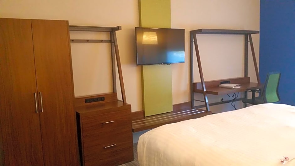 Holiday Inn Express Slidell, an IHG Hotel