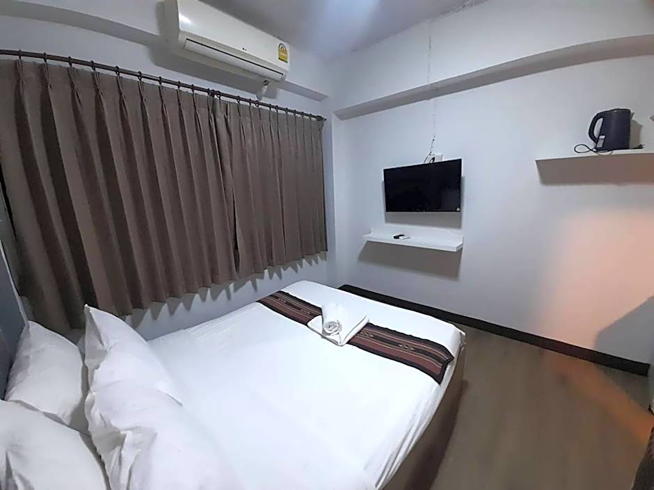 Home Place Hotel – Chiang Mai, TH