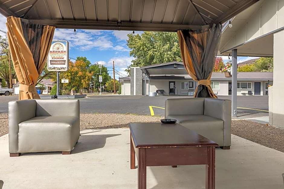 Oregon Trail Inn and Suites