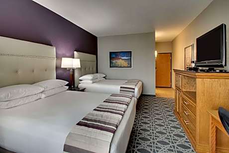 Deluxe Queen Room with Two Queen Beds with Terrace