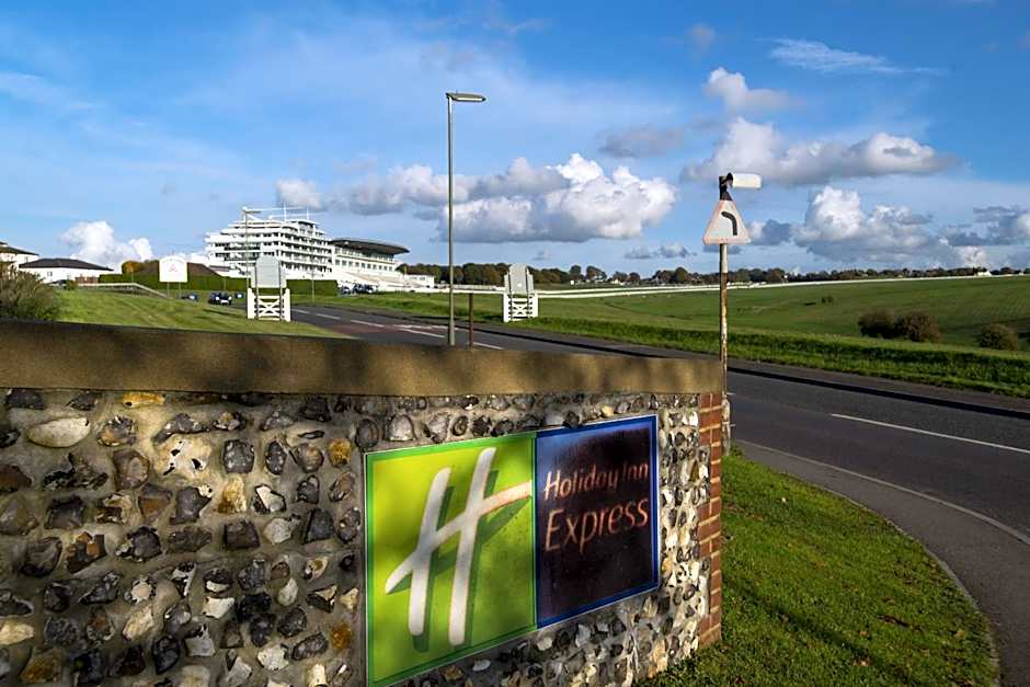 Holiday Inn Express London - Epsom Downs By IHG