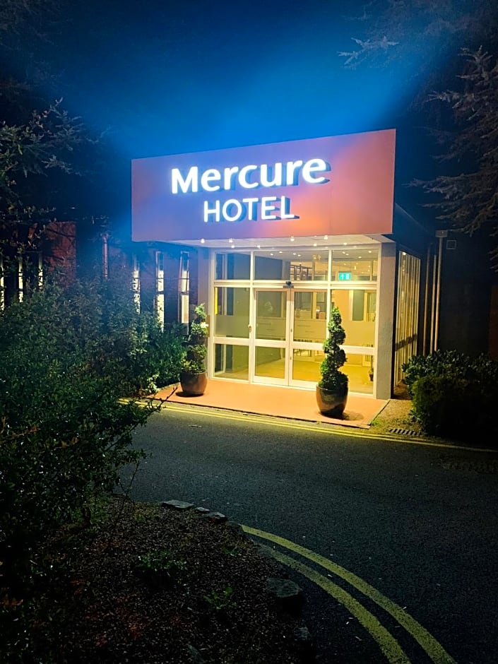 Mercure Cardiff North Hotel