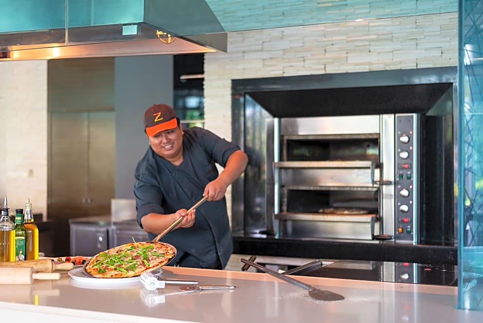 Z Through By The Zign Hotel