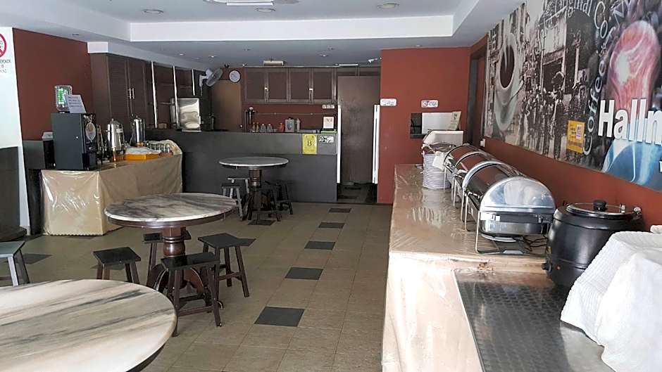 Hallmark Leisure Hotel