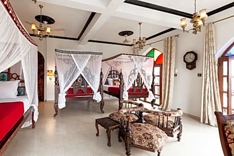 Family Room with Balcony & Sea View
