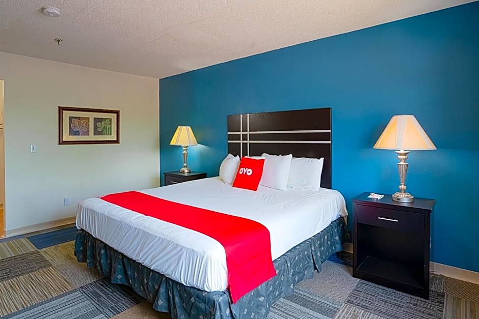 OYO Hotel Redwood Falls near Jackpot Casino