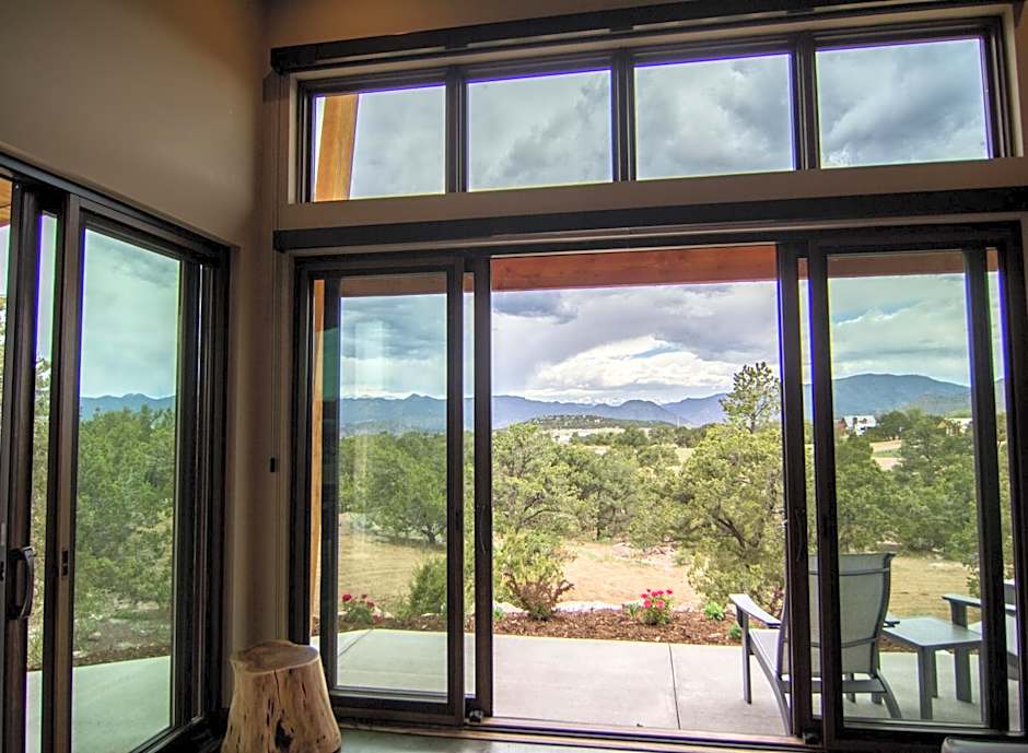 Royal Gorge Cabins