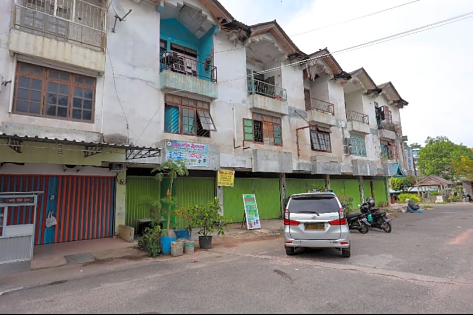 SPOT ON 92715 Joyoakis 2 Homestay Syariah