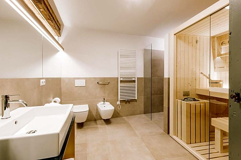 Amplatz 1523 - B&B and Suites