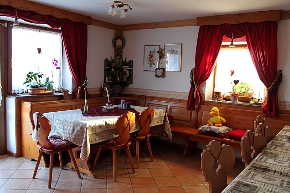 Baita Zeni Tirolerhof