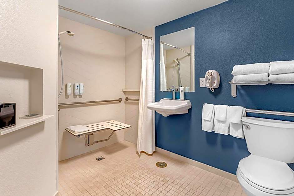 Country Inn & Suites by Radisson, Modesto/Salida