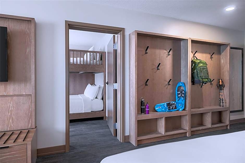 Starlite Yellowstone, Tapestry Collection by Hilton