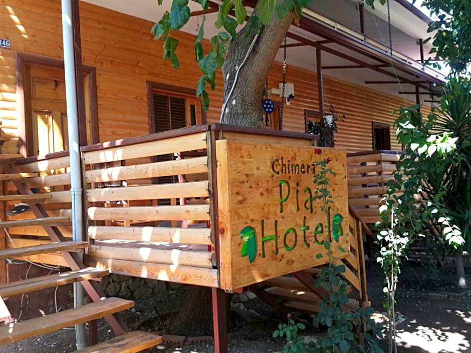 Chimera Pia Aparts